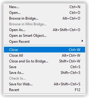 Fechando o Photoshop CS6.