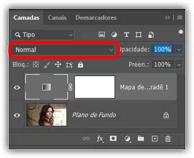 Normal é o modo de mesclagem de camada padrão.