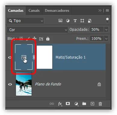 Clicando no ícone da camada de ajuste.