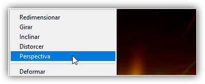 Indo em Editar > Transformar > Perspectiva.