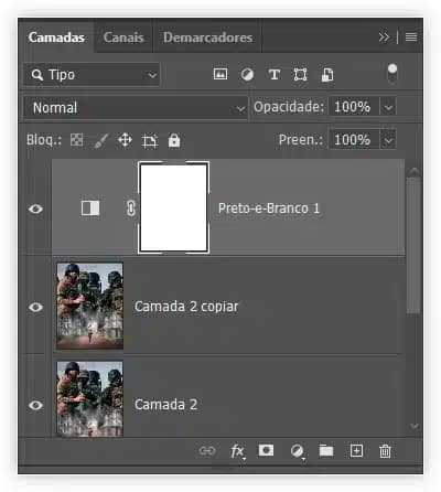 A camada de ajuste Preto e Branco.