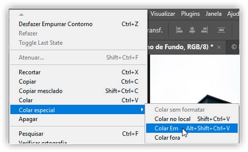 O comando Colar em do Photoshop nos permite colar uma imagem diretamente em uma seleção.