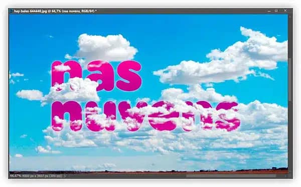 Como misturar texto em nuvens com o Photoshop