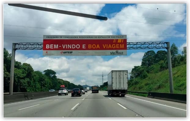 Pintar sobre o segundo fio clicando em uma extremidade e, em seguida, clicando com a tecla Shift pressionada na outra.