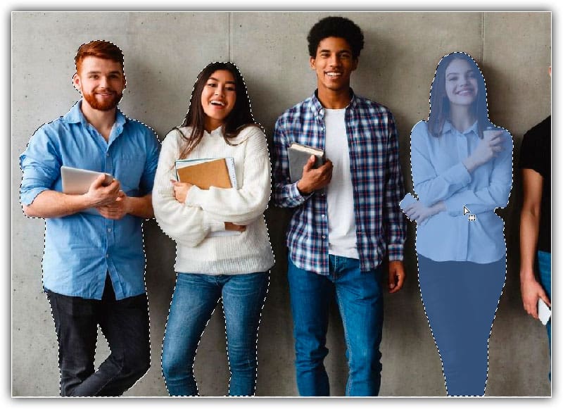 Clique com a tecla Shift pressionada em mais pessoas para adicioná-las à seleção.
