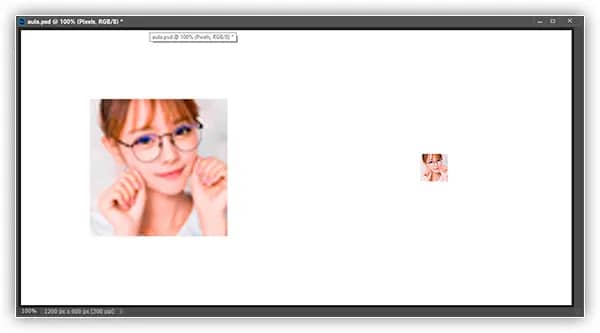 O resultado depois de aumentar a versão do pixel à esquerda em 500%.
