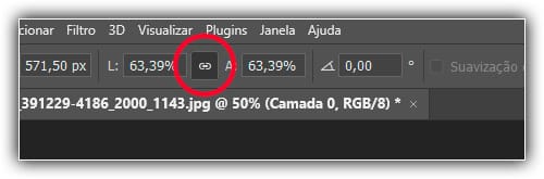 Certifique-se de que os valores de Largura e Altura estejam vinculados.