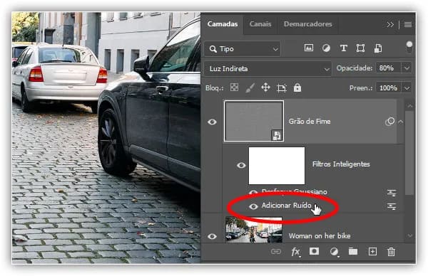 Reabrindo o Filtro Inteligente Adicionar Ruído clicando duas vezes em seu nome no painel Camadas.