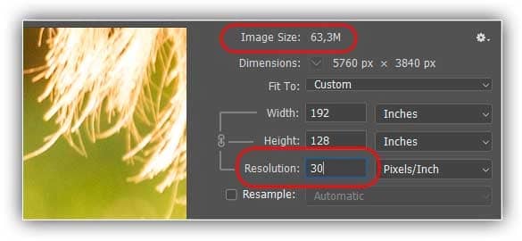 A redução da resolução de impressão não afeta o tamanho do arquivo.