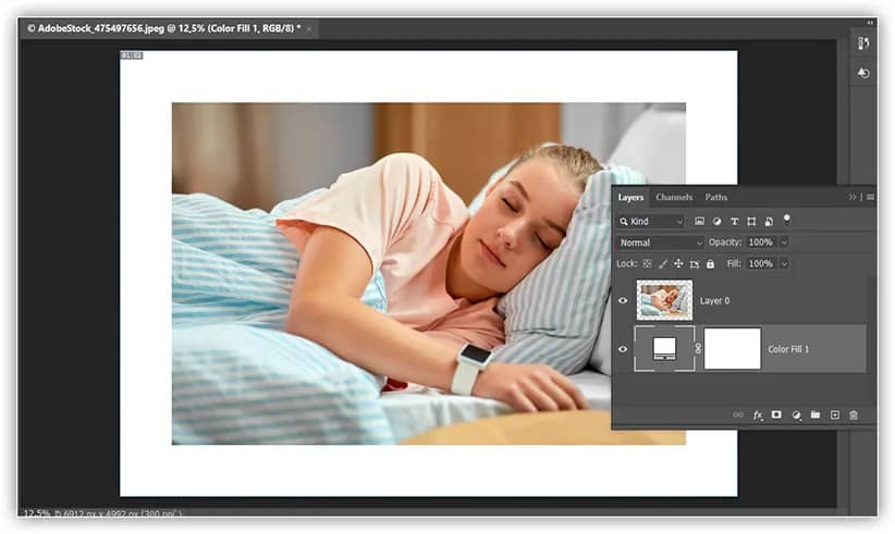 A imagem agora aparece com uma borda branca ao redor.
