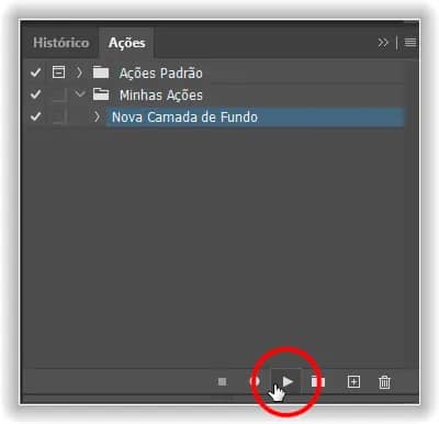 Clicando no ícone Reproduzir.