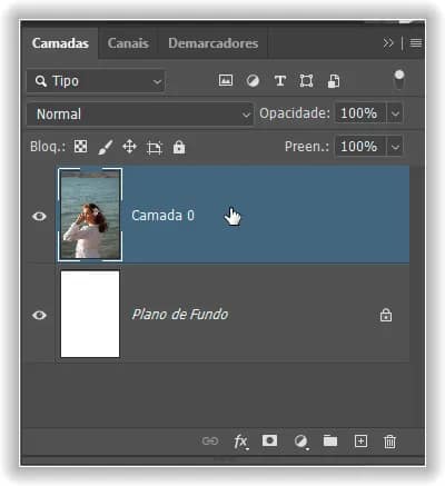 Selecionando a camada da foto.