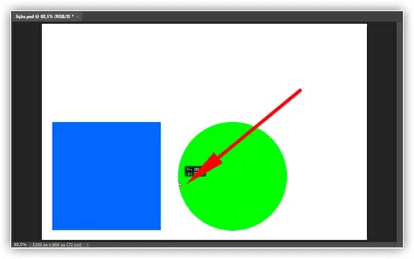 Movendo as duas formas ao mesmo tempo.