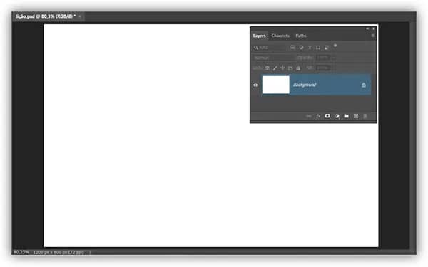Ambas as formas foram removidas. Apenas o fundo permanece.