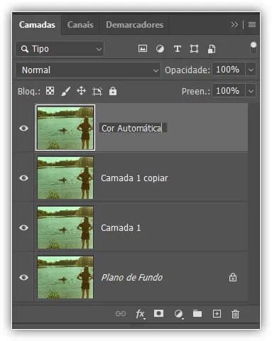 Renomeando a camada superior como "Cor Automática".