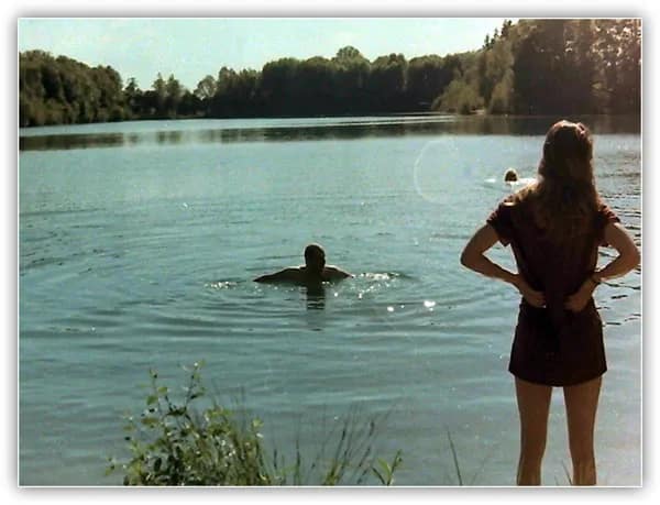 O Auto Tone aumentou o contraste e corrigiu parte, mas não toda, da tonalidade esverdeada.