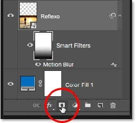 Clique no ícone "Adicionar máscara de camada".