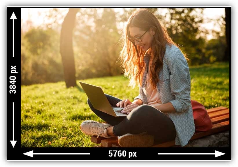 As dimensões em pixels da imagem.